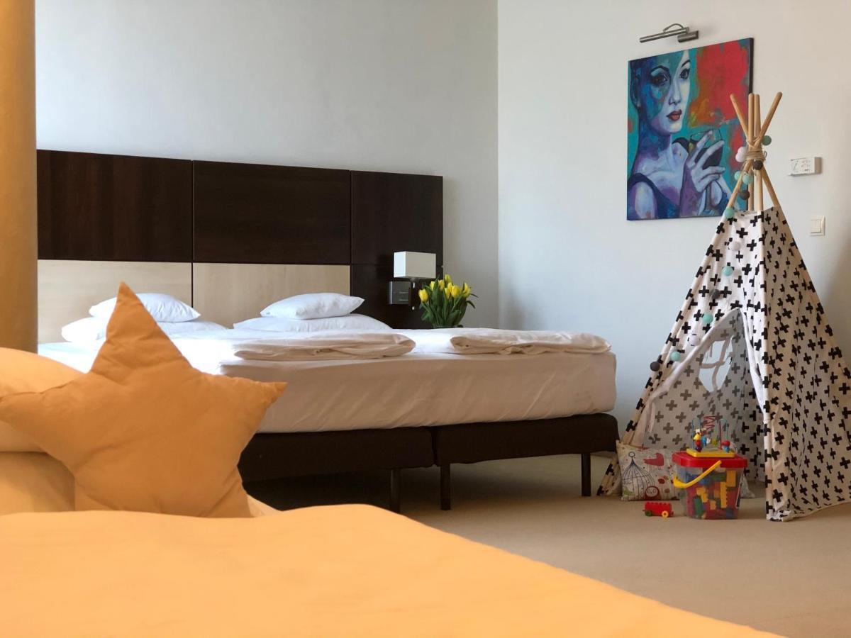 Ruben Hotel Zielona Gora Εξωτερικό φωτογραφία