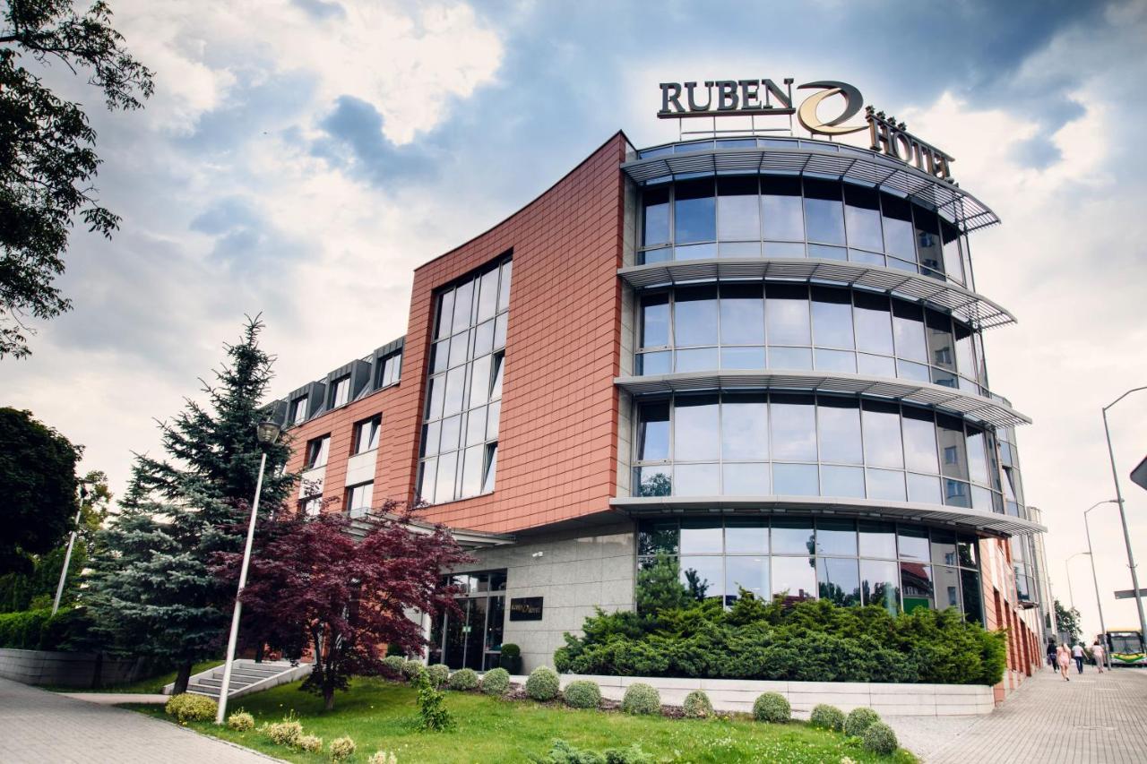 Ruben Hotel Zielona Gora Εξωτερικό φωτογραφία