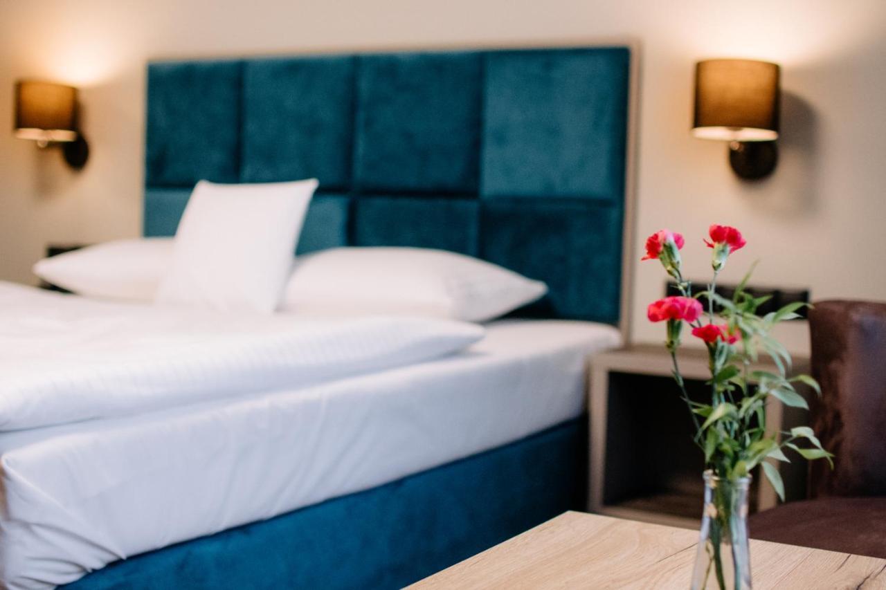 Ruben Hotel Zielona Gora Εξωτερικό φωτογραφία