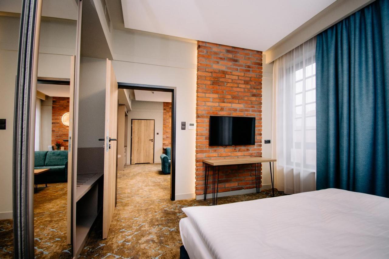 Ruben Hotel Zielona Gora Εξωτερικό φωτογραφία