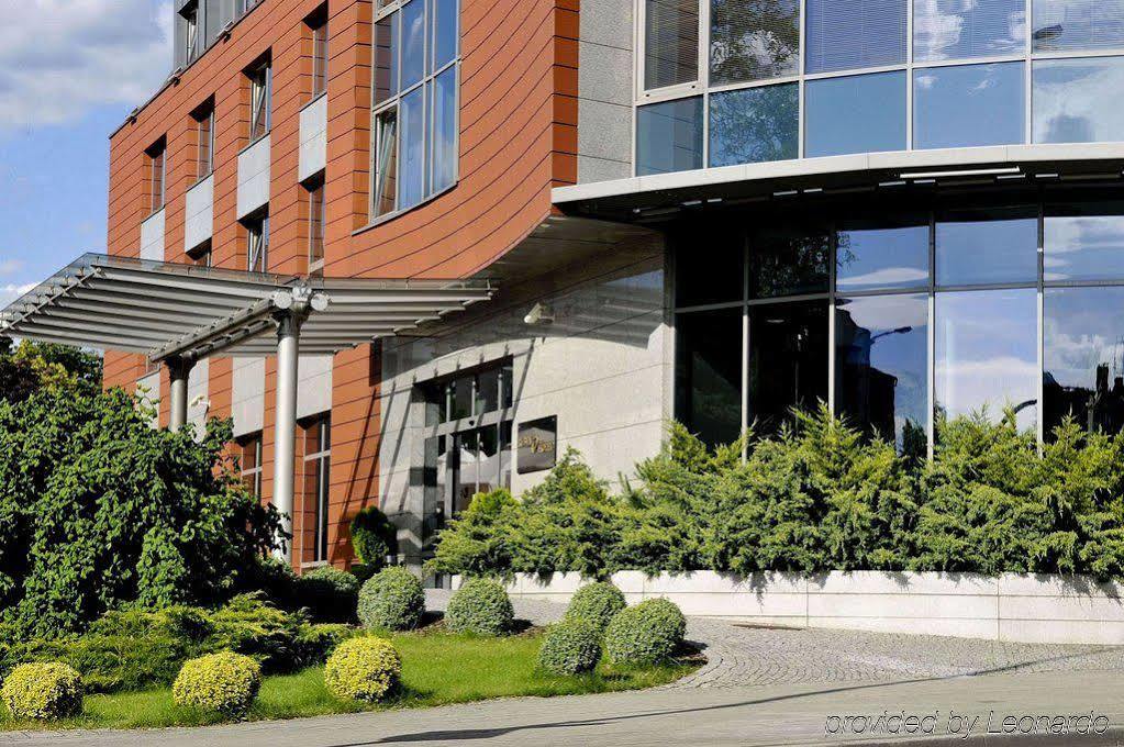 Ruben Hotel Zielona Gora Εξωτερικό φωτογραφία